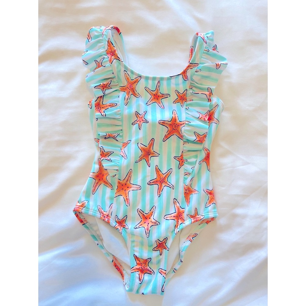 Girl size XS 4/5 Cat & Jack starfish bathing suit